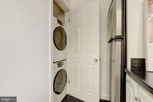 1201 S Barton St, Arlington, VA 22204 - Photo 11