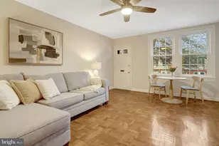 1201 S Barton St, Arlington, VA 22204 - Photo 5