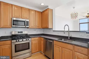 1201 N Garfield St, Arlington, VA 22201 - Photo 5