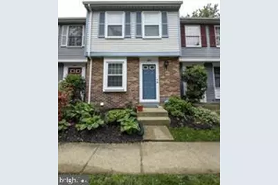 1604 10th Street S, Arlington, VA 22204 - Photo 1