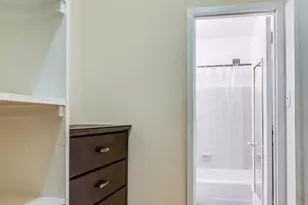 1021 Arlington Blvd, Arlington, VA 22209 - Photo 9