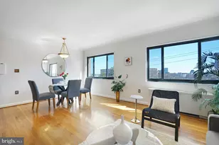 1300 S Arlington Ridge Rd, Arlington, VA 22202 - Photo 9