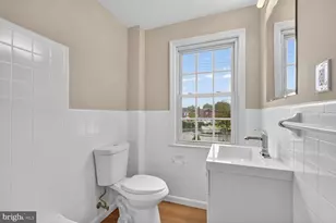 1315 S Walter Reed Dr, Arlington, VA 22204 - Photo 17