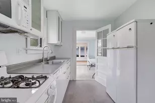 3812 16th St S, Arlington, VA 22204 - Photo 3