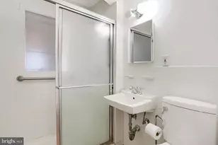 3812 16th St S, Arlington, VA 22204 - Photo 15