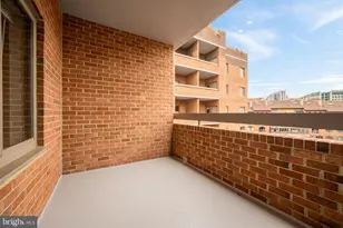 1050 Stuart Street N, Arlington, VA 22201 - Photo 15