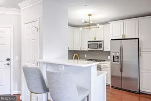 2101 N Monroe St, Arlington, VA 22207 - Photo 1