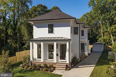 630 N Kenmore Street, Arlington, VA 22201 - Photo 1