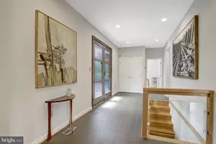 4715 38th St N, Arlington, VA 22207 - Photo 9