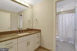 4715 38th St N, Arlington, VA 22207 - Photo 41