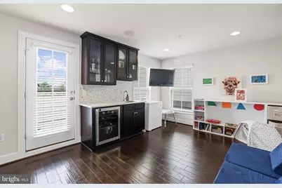 1737 13th Street S, Arlington, VA 22204 - Photo 33