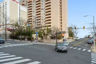 1301 N Courthouse Rd, Arlington, VA 22201 - Photo 25