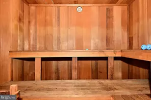 1301 N Courthouse Rd, Arlington, VA 22201 - Photo 33