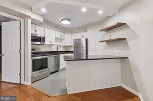 1301 N Courthouse Rd, Arlington, VA 22201 - Photo 9