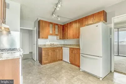 4141 N Henderson Road #1019, Arlington, VA 22203 - Photo 5