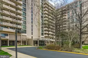 4141 N Henderson Rd, Arlington, VA 22203 - Photo 1