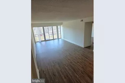 1300 Army Navy Dr Drive #306, Arlington, VA 22202 - Photo 15