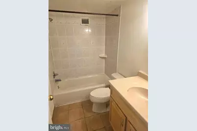 1300 Army Navy Dr Drive #306, Arlington, VA 22202 - Photo 13