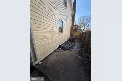 301 S Fillmore Street, Arlington, VA 22204 - Photo 17