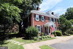 3620 S Taylor St, Arlington, VA 22206 - Photo 1