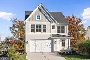 600 29th Rd S, Arlington, VA 22202 - Photo 1