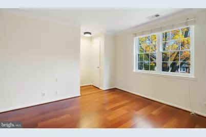 4614 28th Road S #B, Arlington, VA 22206 - Photo 3