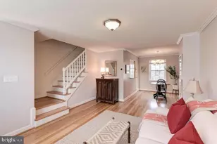 2886 S Abingdon St, Arlington, VA 22206 - Photo 3