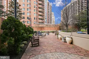 1211 S Eads St, Arlington, VA 22202 - Photo 29