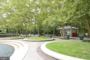 1211 S Eads St, Arlington, VA 22202 - Photo 47