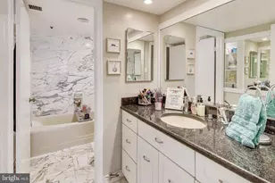 1101 S Arlington Ridge Rd, Arlington, VA 22202 - Photo 19