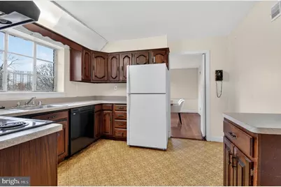 707 26th Place S, Arlington, VA 22202 - Photo 5