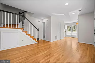 1109 N Vernon Street, Arlington, VA 22201 - Photo 5