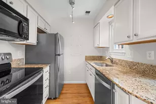 1109 N Vernon St, Arlington, VA 22201 - Photo 9