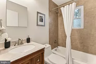 905 N McKinley Rd, Arlington, VA 22205 - Photo 21