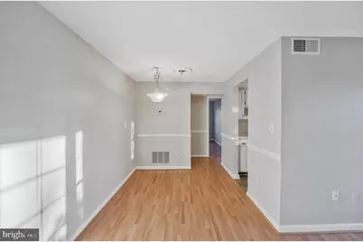 704 S Arlington Mill Drive S #204, Arlington, VA 22204 - Photo 5