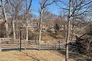 1415 S Barton Street S, Arlington, VA 22204 - Photo 5