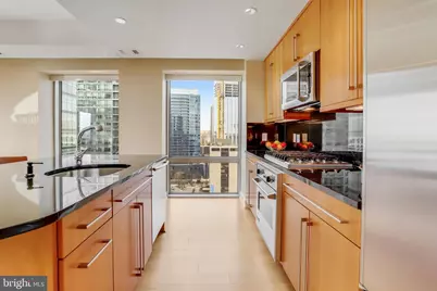 1111 19th Street N #2007, Arlington, VA 22209 - Photo 3