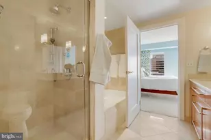 1111 19th St N, Arlington, VA 22209 - Photo 33