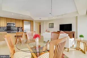 1111 19th St N, Arlington, VA 22209 - Photo 15