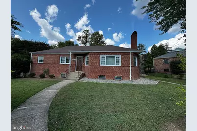 4915 36th Street N, Arlington, VA 22207 - Photo 1