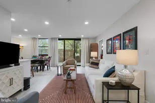 1016 S Wayne St, Arlington, VA 22204 - Photo 9