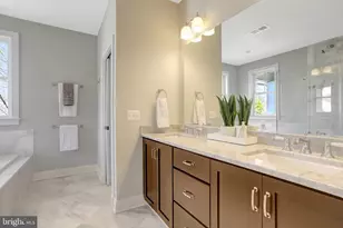 3805 18th St N, Arlington, VA 22207 - Photo 45