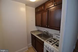 1121 Arlington Blvd, Arlington, VA 22209 - Photo 3