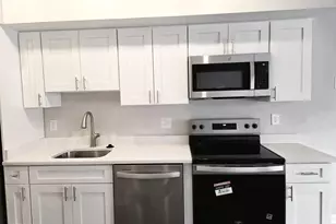 1211 S Eads St, Arlington, VA 22202 - Photo 7