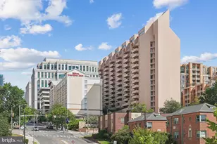 1301 N Courthouse Road N, Arlington, VA 22201 - Photo 29