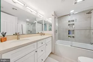 1301 N Courthouse Road N, Arlington, VA 22201 - Photo 17