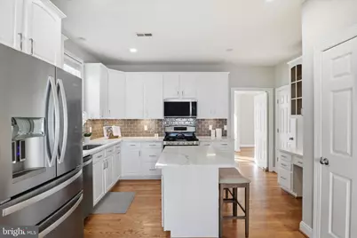 1633 S Taylor Street, Arlington, VA 22204 - Photo 5