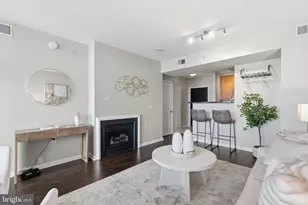 851 N Glebe Rd, Arlington, VA 22203 - Photo 3