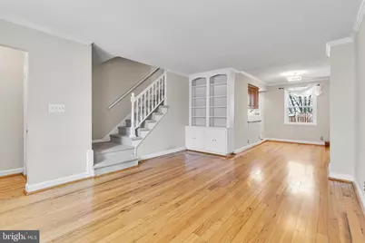 3011 S Buchanan Street, Arlington, VA 22206 - Photo 3