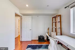 4139 S Four Mile Run Dr, Arlington, VA 22204 - Photo 15